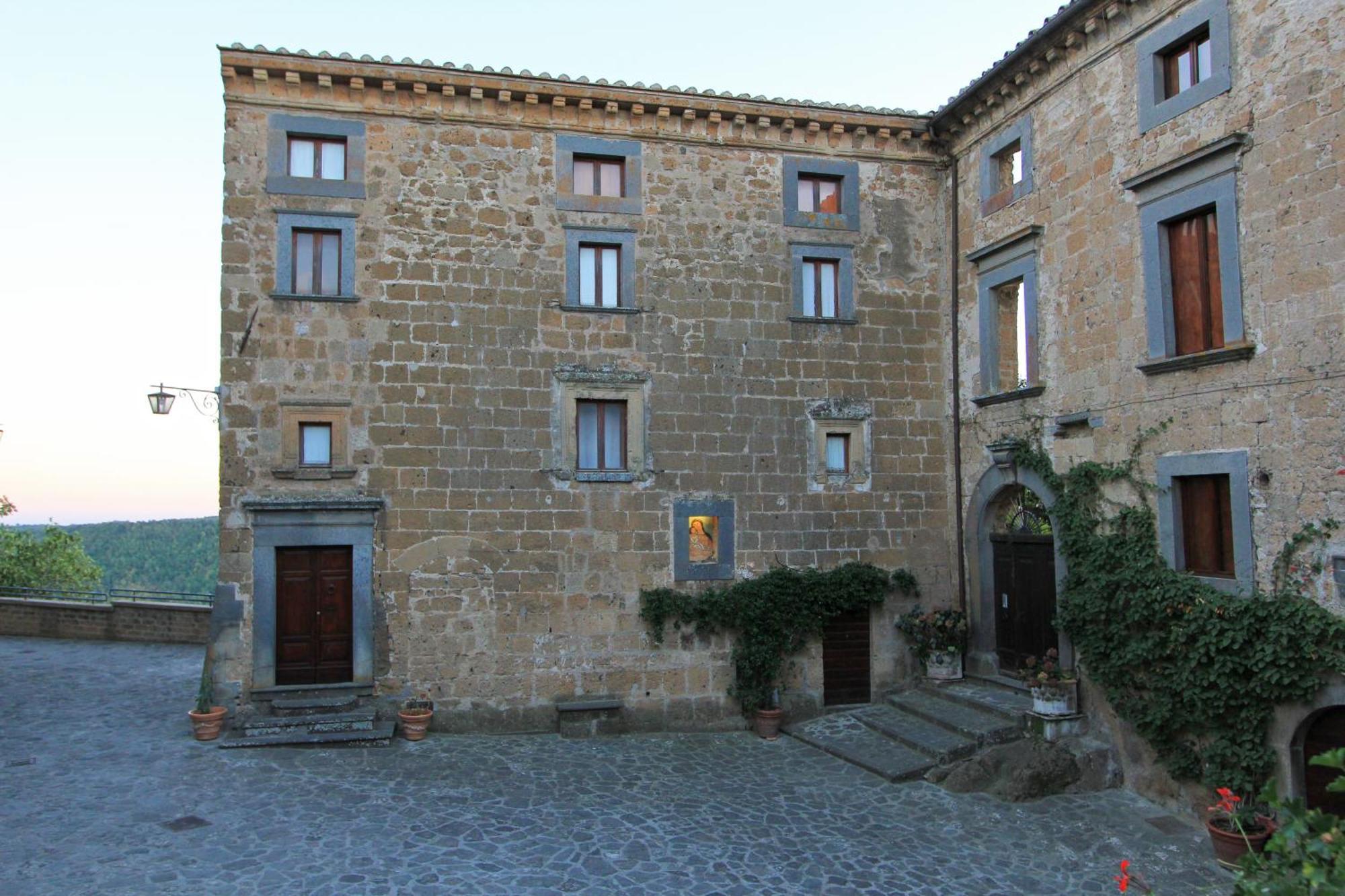 La Terrazza - Palazzo Pallotti Lubriano Esterno foto